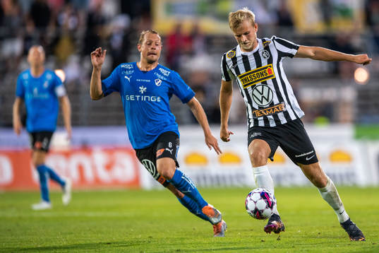 Halmstads Joel Allansson och Landskronas Johan Rapp