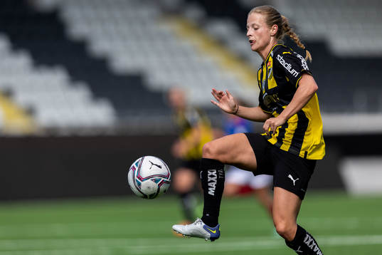 Bläddra bland fler bilder av Fotboll, Dam, Träningsmatch, Häcken - Vålerenga