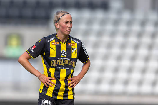 Häckens Julia Karlernäs