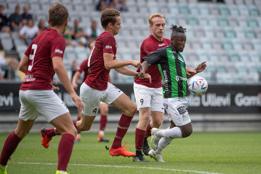 GAIS Michael Kargbo och Qvidings Vilgot Parsmo och Noa
