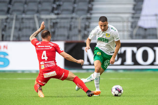 Värnamos Evaldo Nascimento Lamaur Neto och Hammarbys