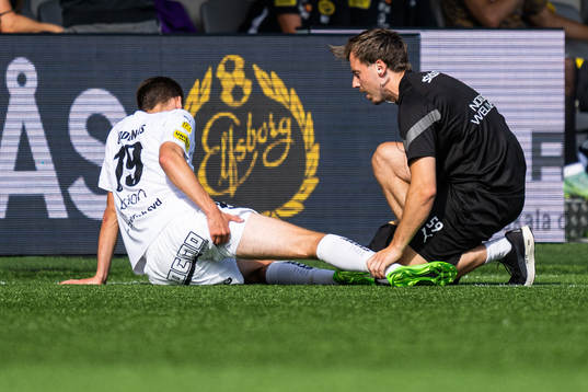 Häckens Oscar Uddenäs får vård