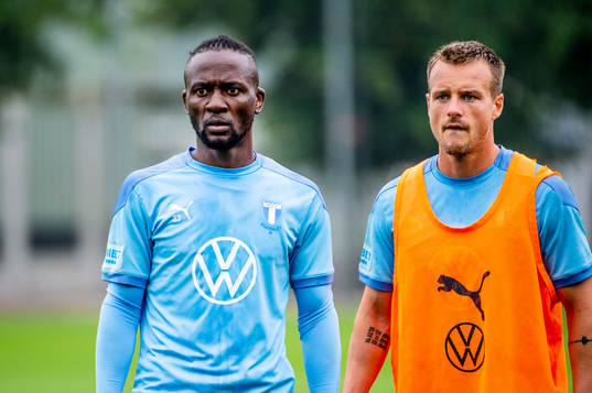 Mohamed Buya Turay och Eric Larsson