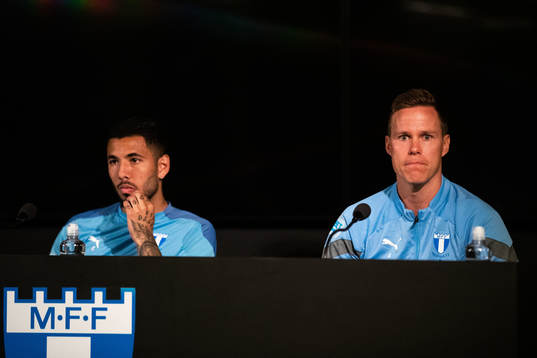 Sergio Pena and Niklas Moisander
