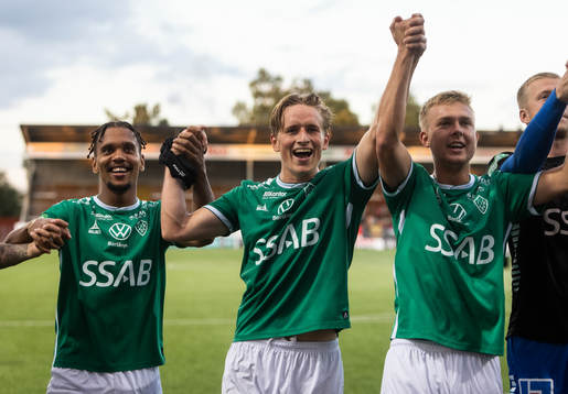 Douglas Karlberg jublar