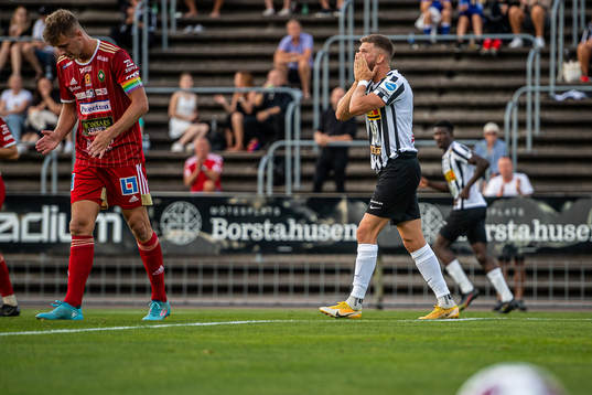 Landskronas Erik Pärsson deppar