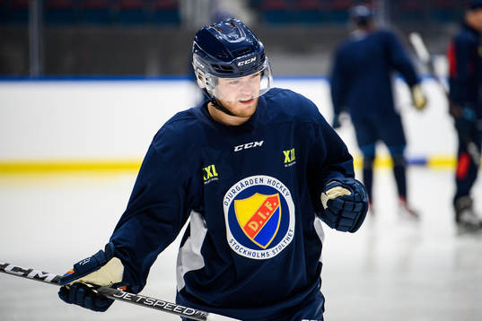 Djurgårdens Emil Berglund