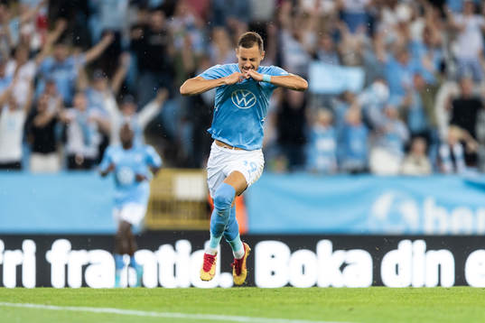 Veljko Birmancevic of Malmö FF celebrates