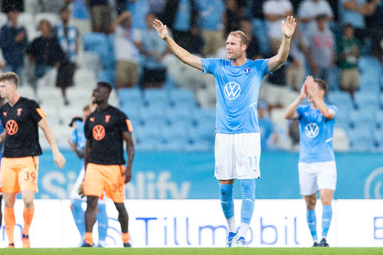 Ola Toivonen of Malmö FF celebrates