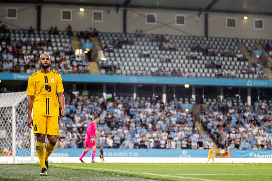 Jules Diouf of Diddeleng