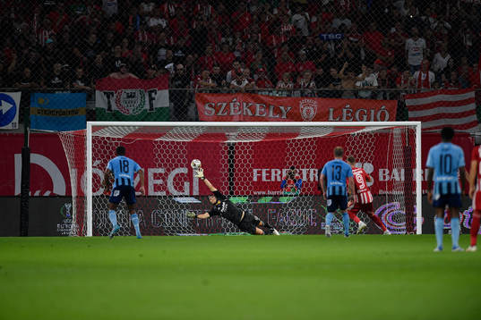 Anass Achahbar of Sepsi scores 1-3