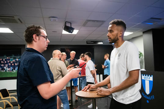 Isaac Kiese Thelin of Malmö FF in mixed zone