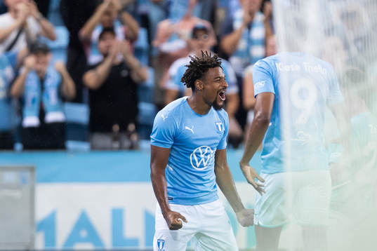 Joseph Ceesay of Malmö FF celebrates