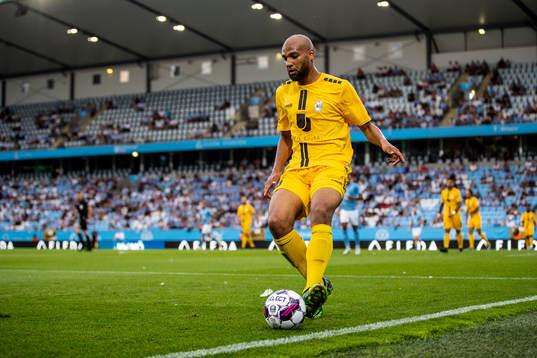 Jules Diouf of Diddeleng