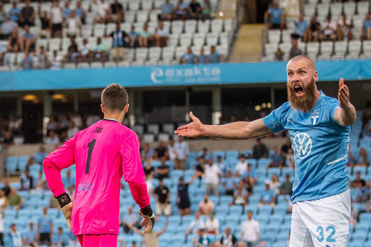 Jo Inge Berget of Malmö FF reacts