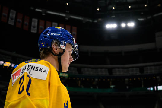 Oskar Olausson of Sweden at warm-up
