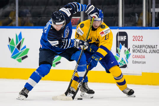 Oliver Kapanen of Finland and Victor Stjernborg of Sweden