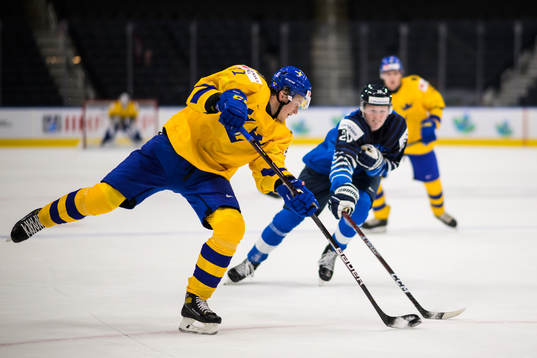 Oskar Olausson of Sweden