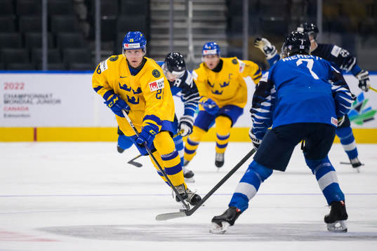 Oskar Magnusson of Sweden