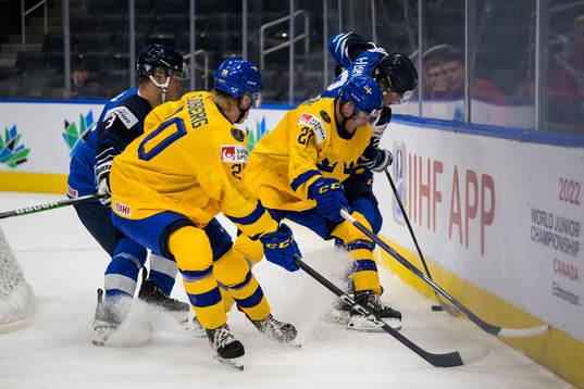 Rubin Rafkin and Aleksi Heimosalmi of Finland against