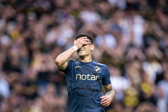 Nicolas Stefanelli of AIK looks dejected