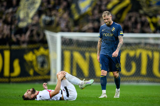 Ferhan Hasani of FK Shkendija and John Guidetti of AIK