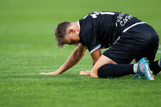 Västerås SKs Simon Gefvert deppar