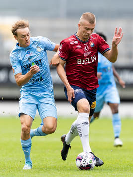 AFC Eskilstunas Anton Ekeroth och Örgrytes Alexander Ahl