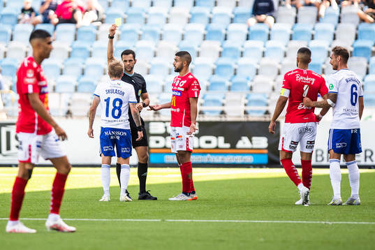 IFK Norrköpings Ari Freyr Skúlason och Degerfors Omar