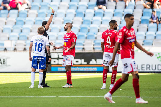 IFK Norrköpings Ari Freyr Skúlason och Degerfors Omar