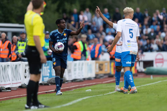Djurgårdens Joel Asoro deppar