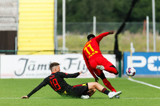 Östersunds Myroslav Mazur