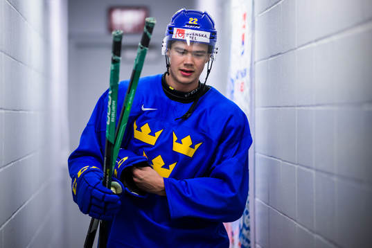 William Wallinder of the Swedish under-20 national ice