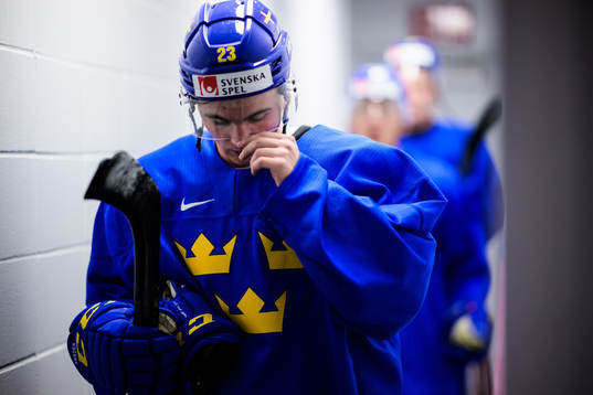 Isak Rosén of the Swedish under-20 national ice hockey team