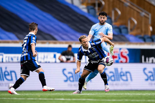 Sirius Daniel Stensson och Malmö FFs Moustafa Zeidan