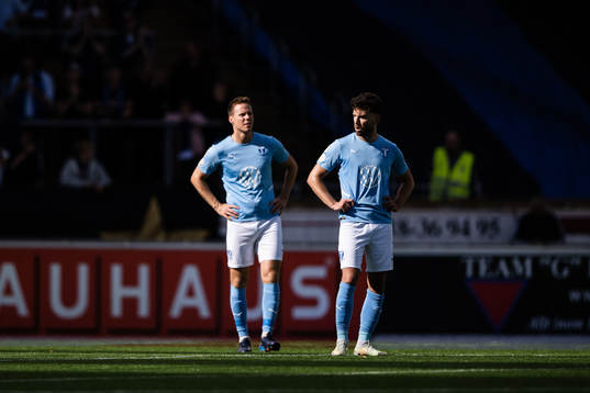Malmö FFs Niklas Moisander och Erdal Rakip deppar