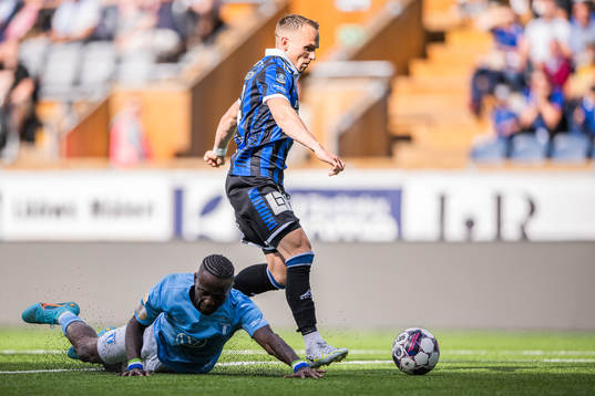 Malmö FFs Mohamed Buya Turay och Sirius Aron Bjarnason
