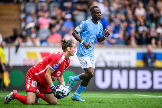 Sirius målvakt David Mitov Nilsson och Malmö FFs Mohamed