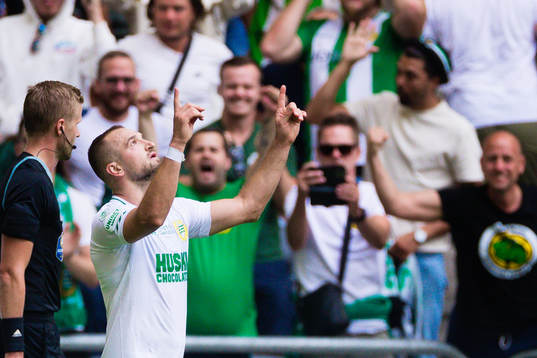 Hammarbys Veton Berisha jublar
