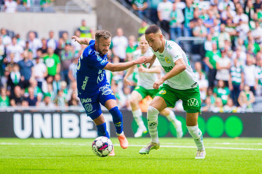 Sundsvalls Robert Lundström och Hammarbys Abdelrahman Saidi