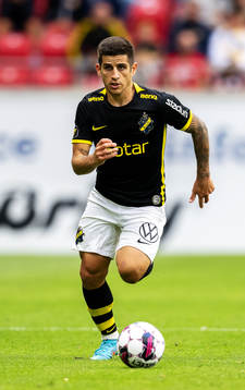 s Nicolas Stefanelli