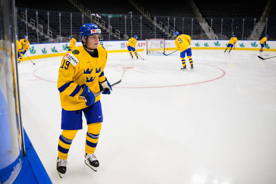 Victor Stjernborg of Sweden at warm-up