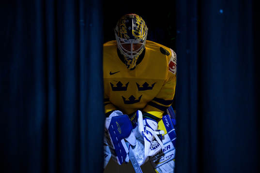 Goaltender Calle Clang of Sweden