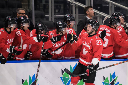 Mason McTavish of Canada celebrates the 2-0 goal