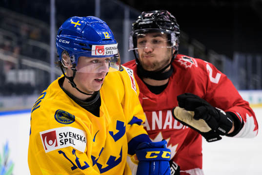 Ludvig Jansson of Sweden and Will Cuylle of Canada