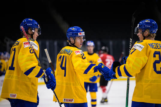 Oskar Olausson, Jonathan Lekkerimäki and Theodor