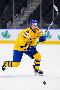 Linus Sjödin of Sweden