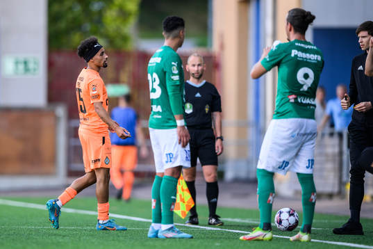 AFC Eskilstunas Victor Fors deppar