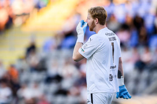 AFC Eskilstunas målvakt Nick Wolters deppar