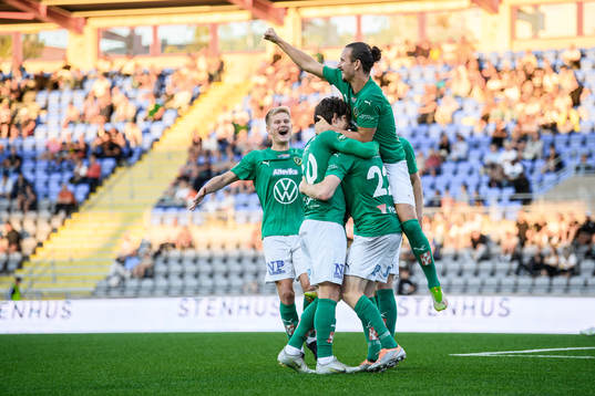 Jönköpings Södras Daniel Ljung jublar
